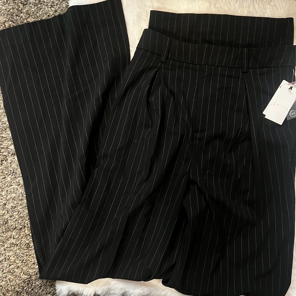 Leith Black Pinstripe Wide Leg Pants - Picture 2 of 3